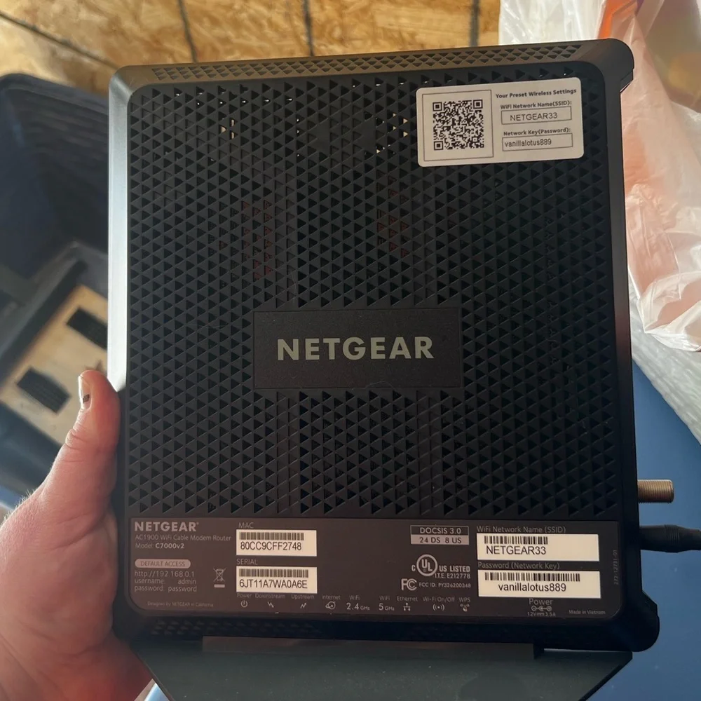 Netgear Router 🛜 - Picture 2 of 2